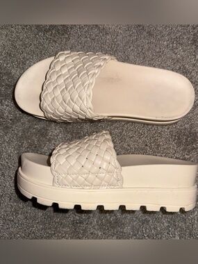 Woven Slide Platform Mules in Cream